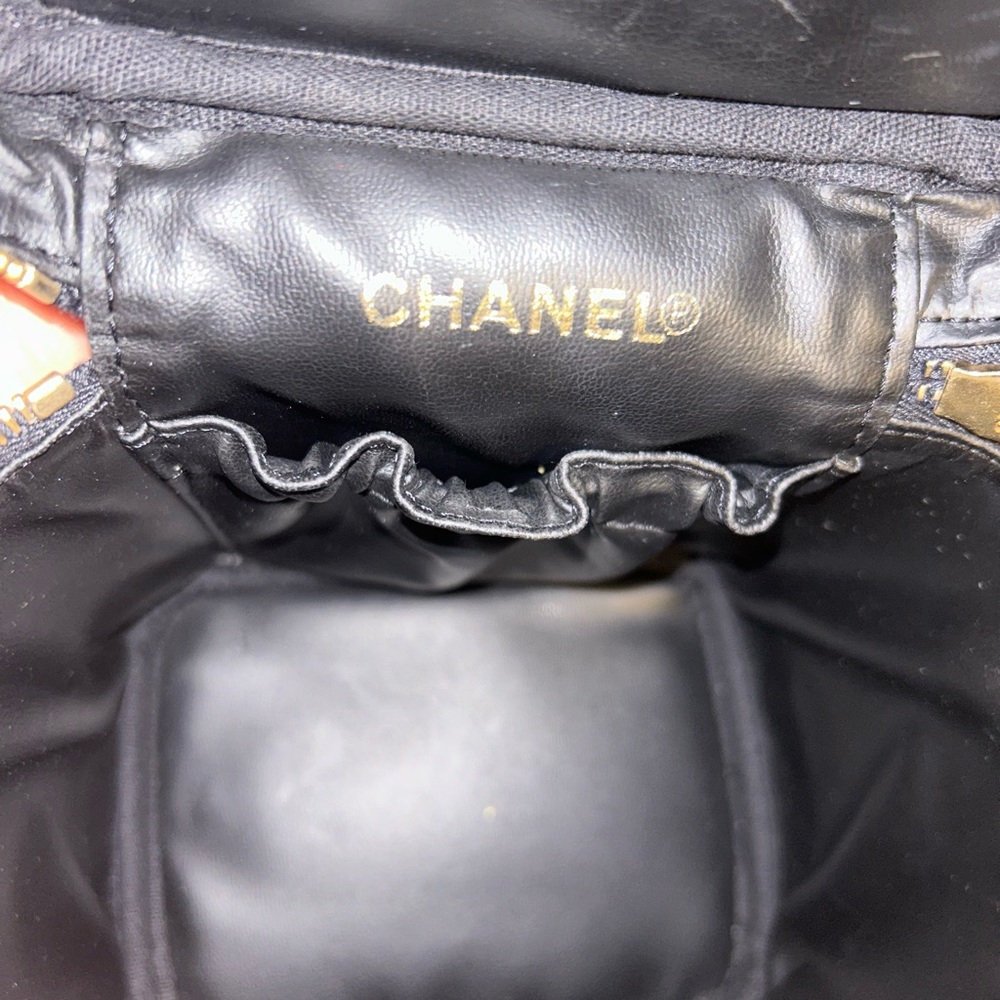 Chanel Caviar Leather Handbag - Picture 5 of 12